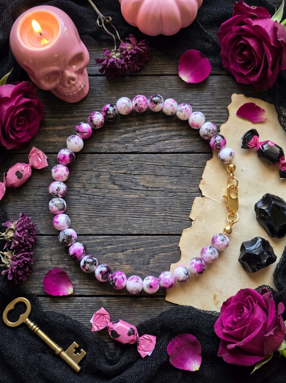 Pink & Black Marbled Glass Bead Bracelet – 24K Gold Plated – 7"
